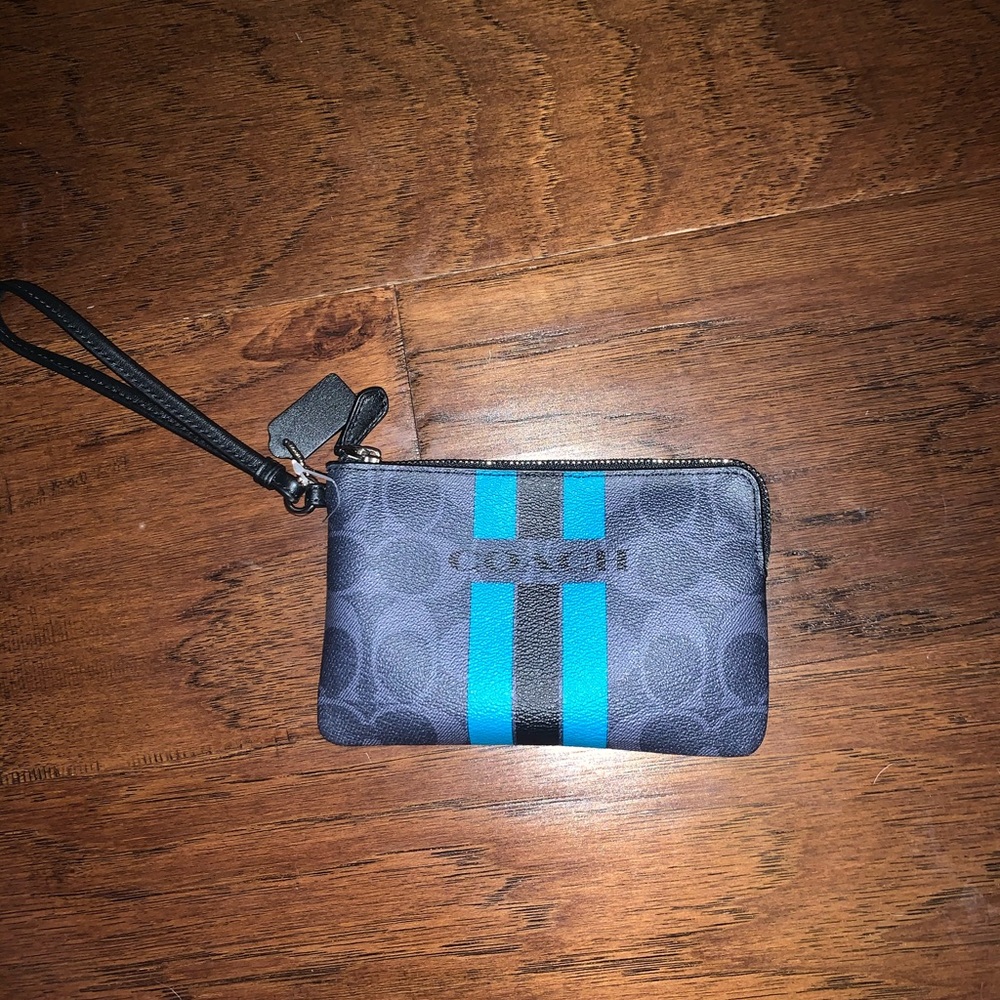 mini coach wristlet